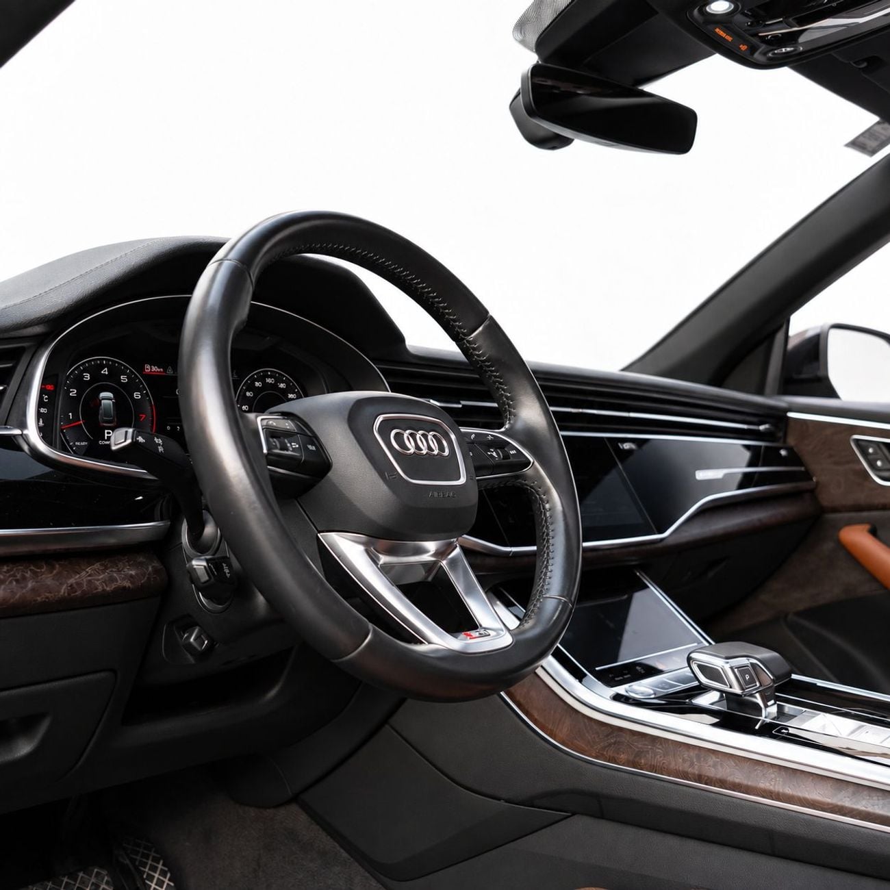 أودي Q8 55 TFSI X,XXX شهريًا • بدون دفعة أولى • أودي Q8 55 TFSI كواترو S-Line مع نظام ABT • ضمان لمدة عام