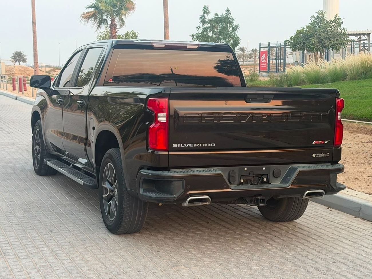 شيفروليه سيلفارادو 1500 CREW/CAB RST