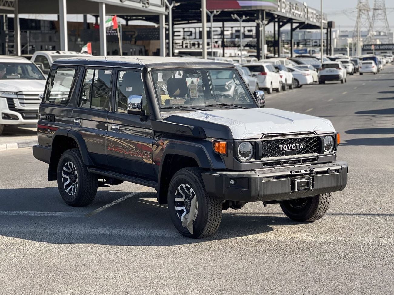 تويوتا لاند كروزر 70 EXPORT ONLY - Toyota LC76 2.8L 4WD FULL OPTION