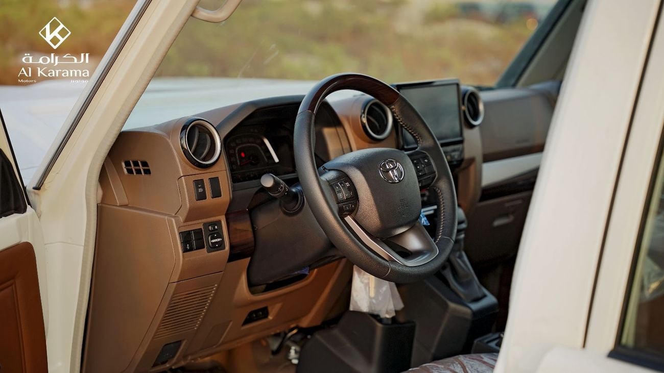 Toyota Land Cruiser Pick Up LX 2.8L Diesel - 4x4 Automatic Transmission - Full Option with Lane Keep Assist