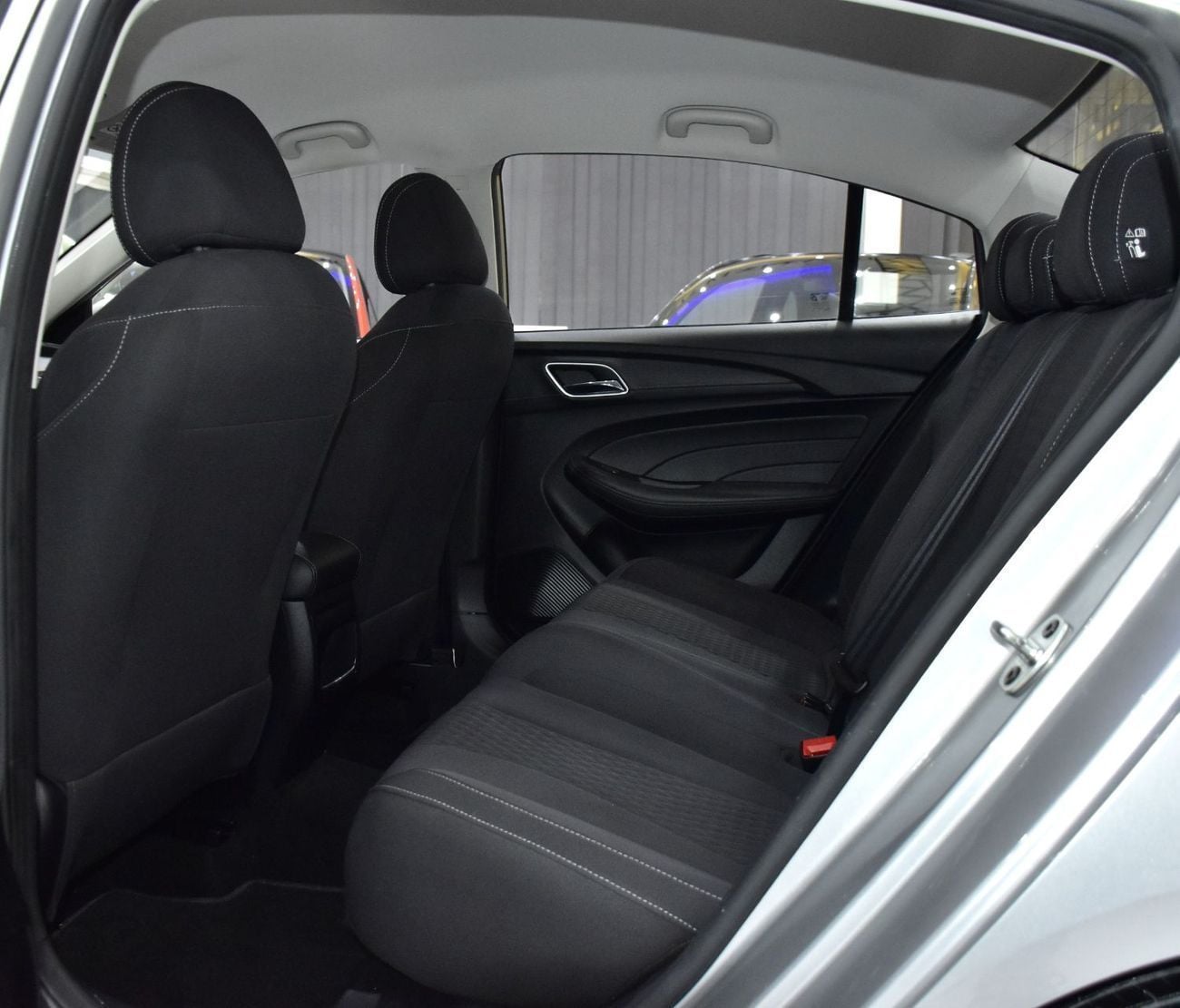 أم جي 5 COMFORT EXCELLENT DEAL for our MG 5 ( 2024 Model ) in Silver Color GCC Specs