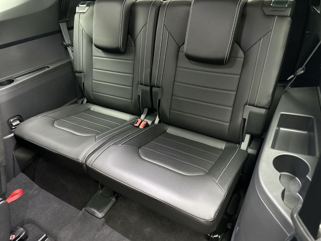 Volkswagen Teramont COMFORTLINE Facelift 2.0L | Ex-Demo Car | Luxury 7-Seater | Leather Interior