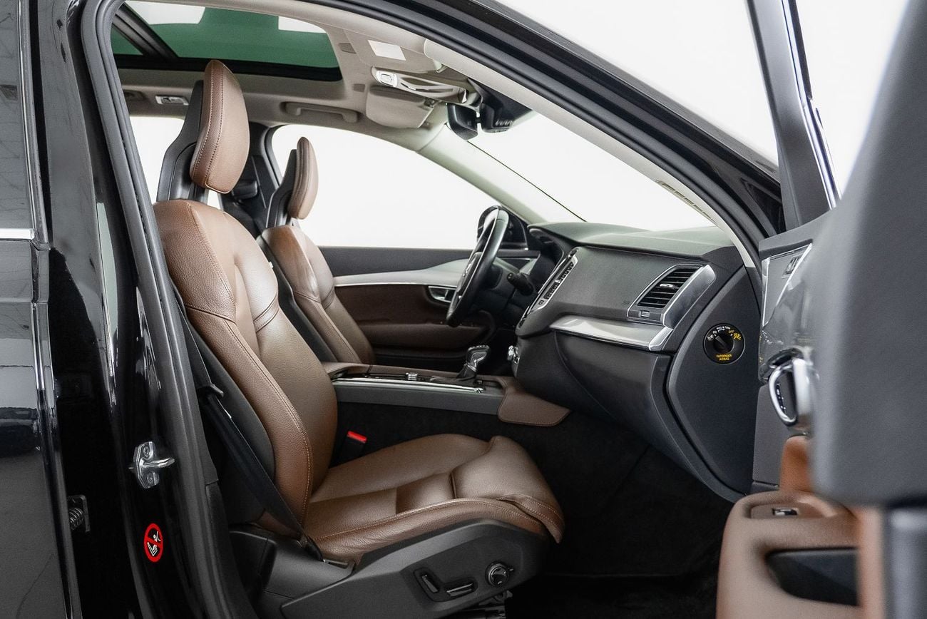 Volvo XC90 T6 MOMENTUM