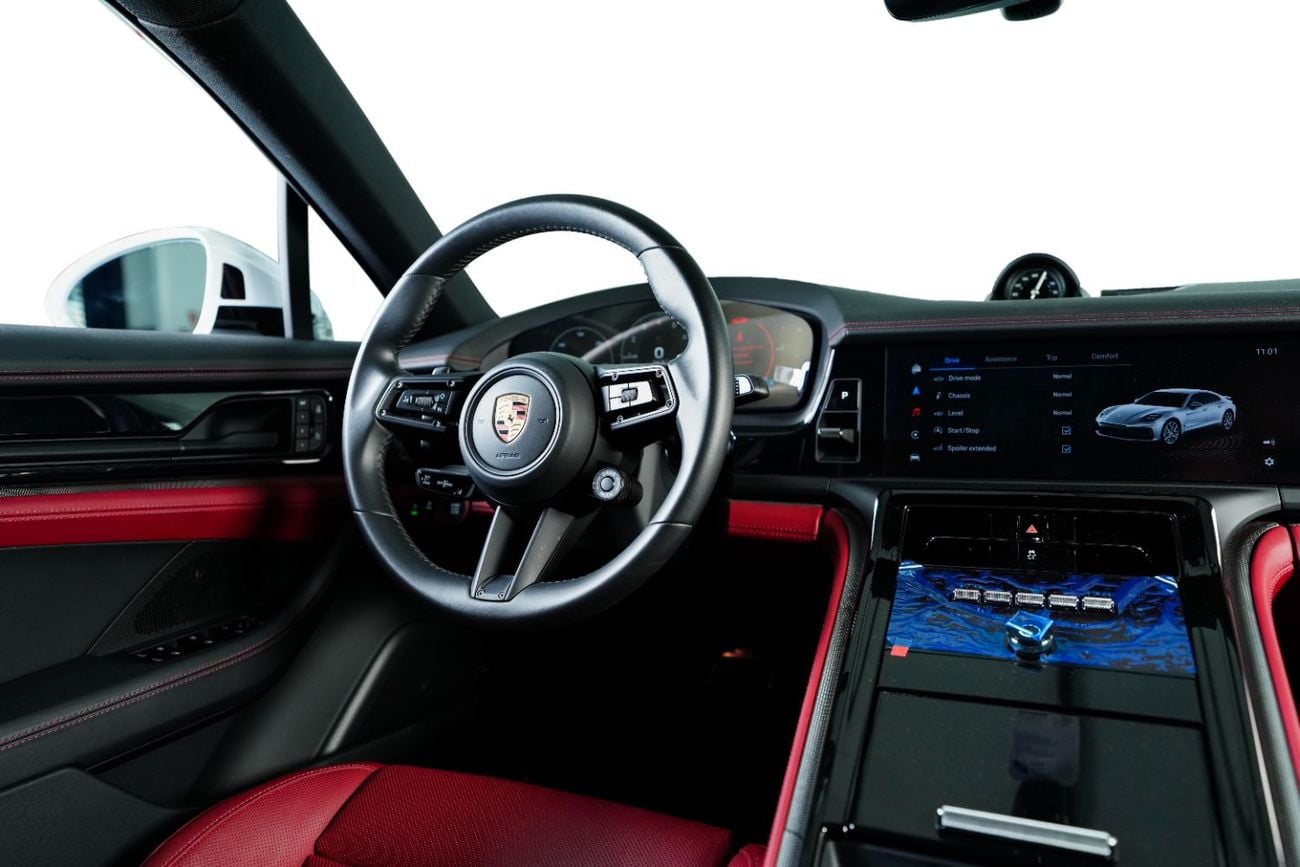 Porsche Panamera STANDARD GCC-1 Owner-Low Mileage-Al Nabooda Warranty-High Specifications