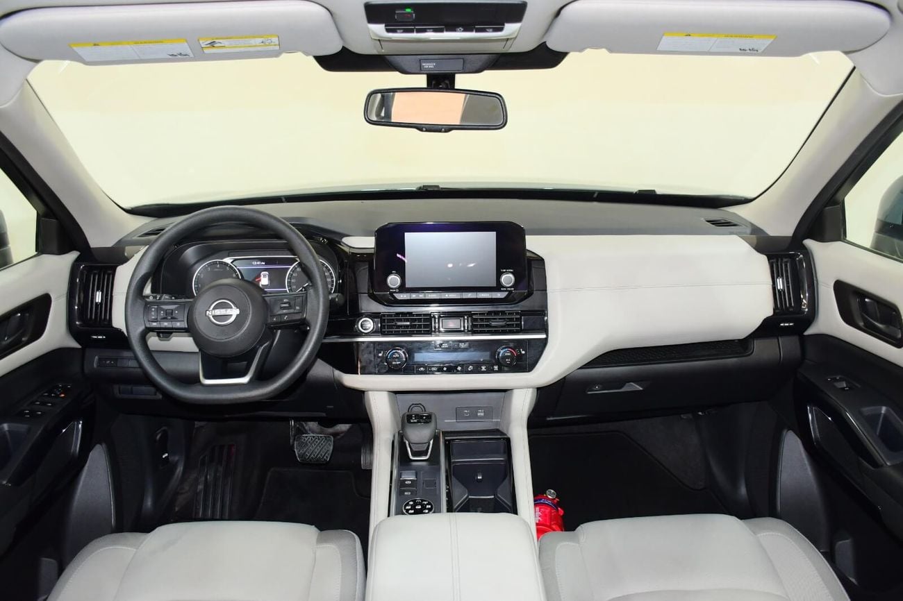 Nissan Pathfinder S 2.0