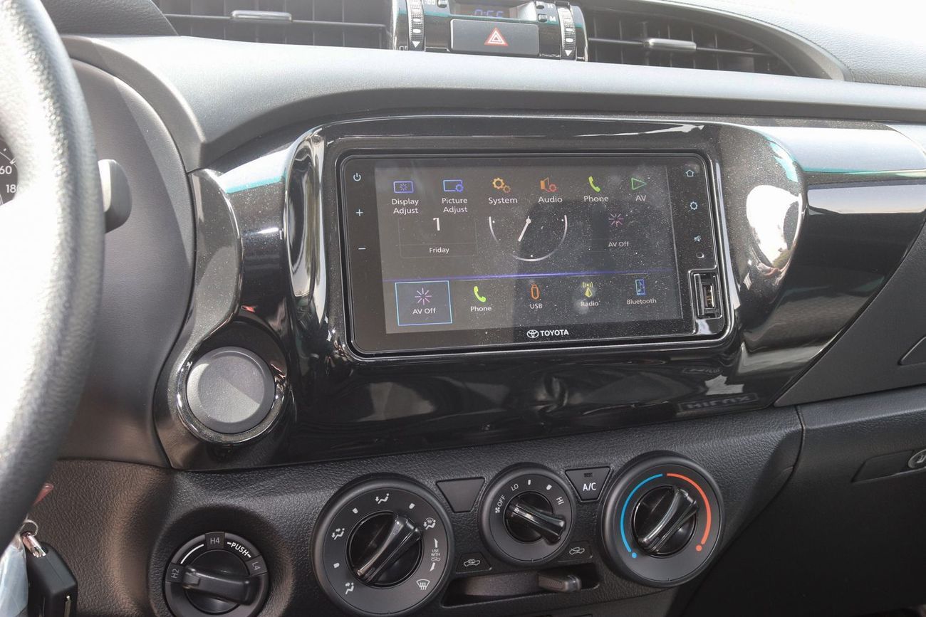 Toyota Hilux DC . 2.4L . 6-Speed Manual . Diesel . 4WD . 5 Seats . 4 Doors 2026 Model Toyota Hilux DC, 2.4L Diesel 4WD 6M/T