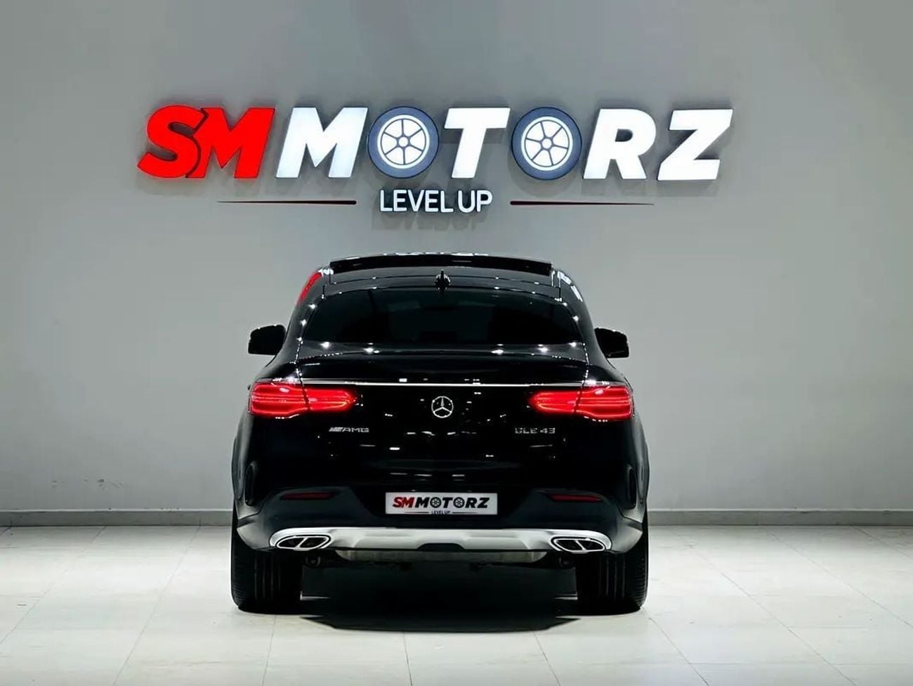 مرسيدس بنز GLE 43 AMG STANDARD