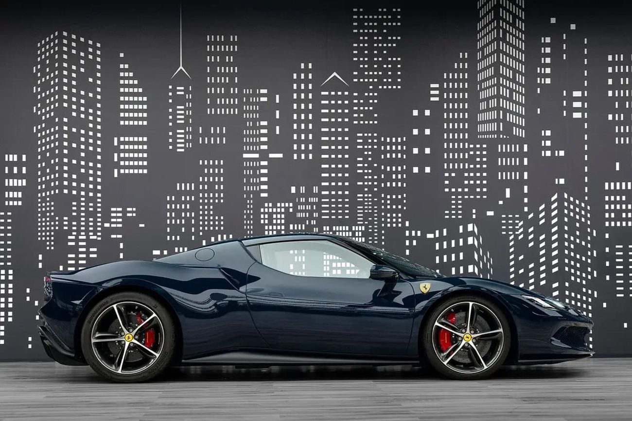 فيراري 296 GTB GTB | باقة الخدمات (الطاير (