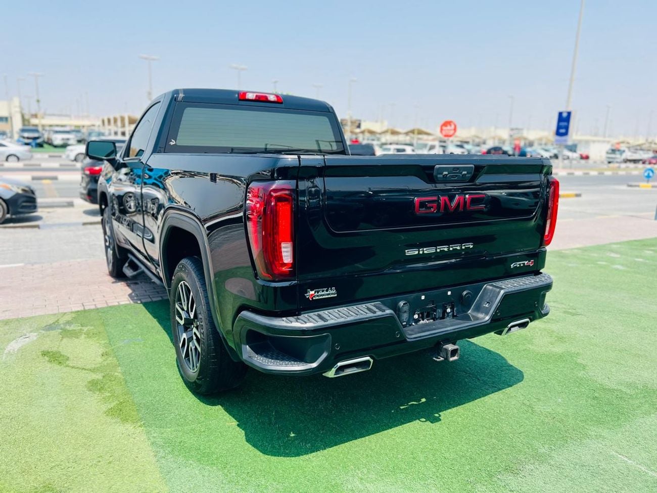 GMC Sierra 1500 REG/CAB AT4 2024.ENGINE 5.3L/V8.