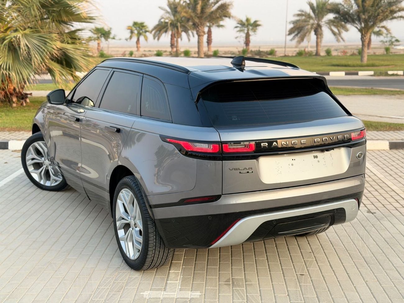Land Rover Range Rover Velar P250