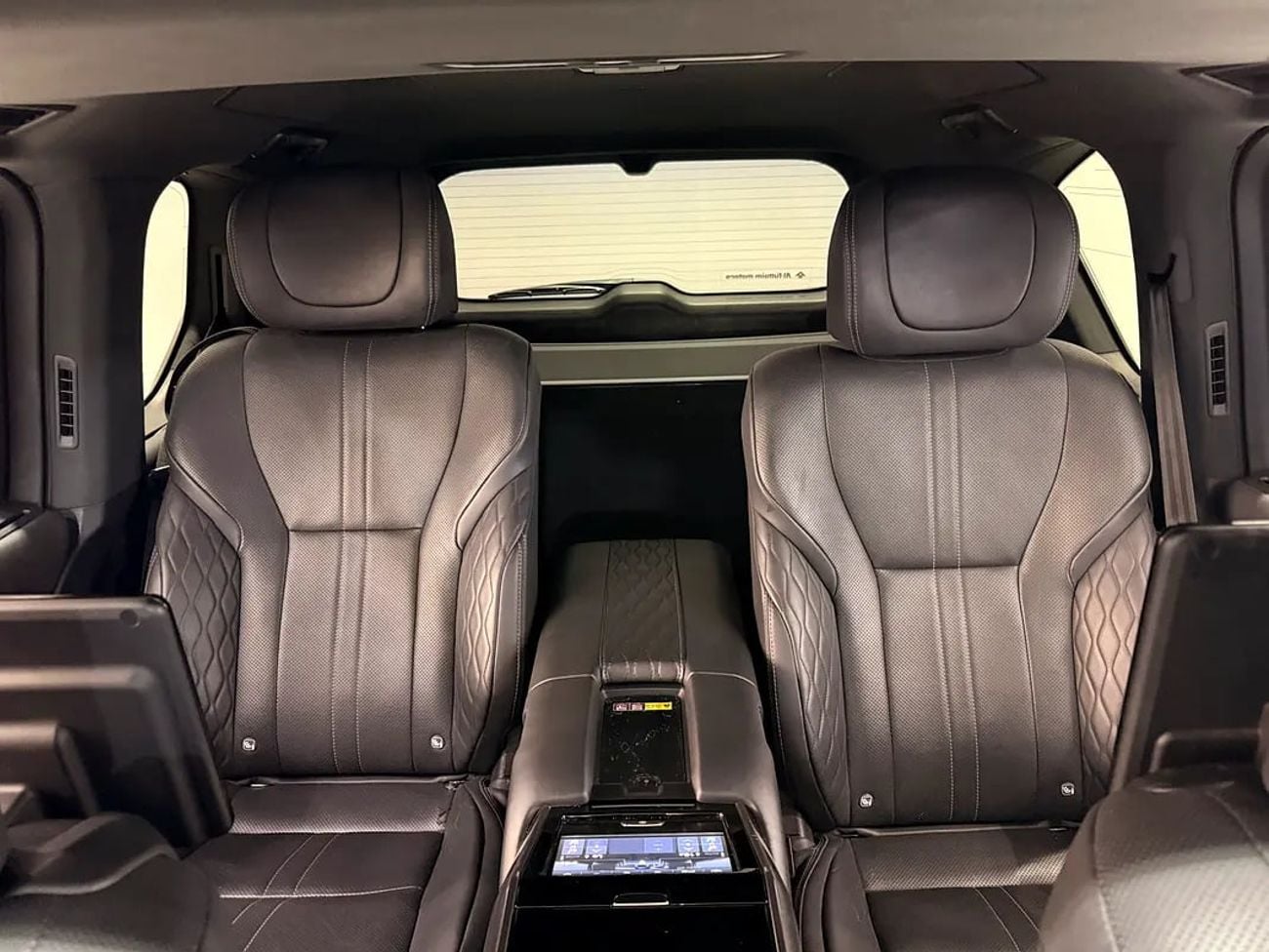 Lexus LX600 VIP GCC Specs - Dealership Warranty - Mint Condition