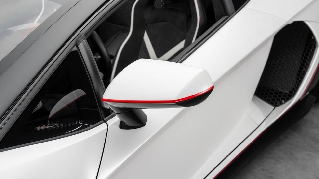 Lamborghini Aventador ULTIMAE Roadster - 2022 - GCC Specs