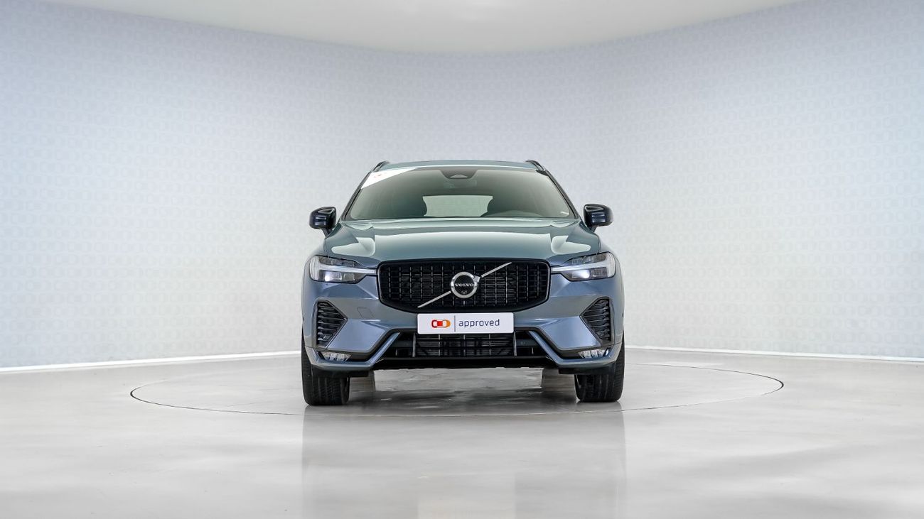 فولفو XC 60 B5 Ultimate Dark