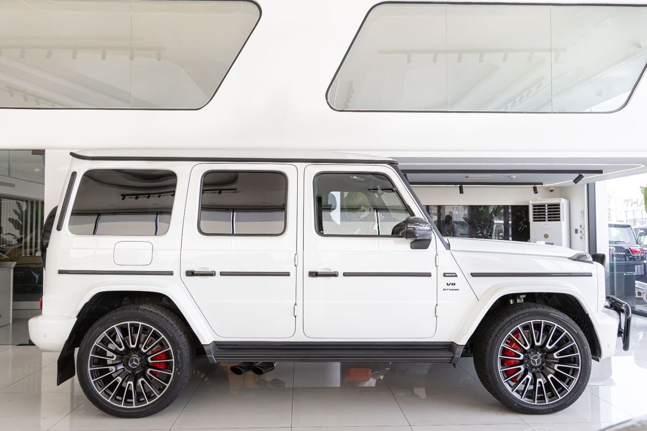 Mercedes Benz G63 AMG STANDARD Mercedes-AMG G 63 | 2026 | White | Full Carbon | Performance Package | 4.0L V8 Twin-Turbo | 585 HP