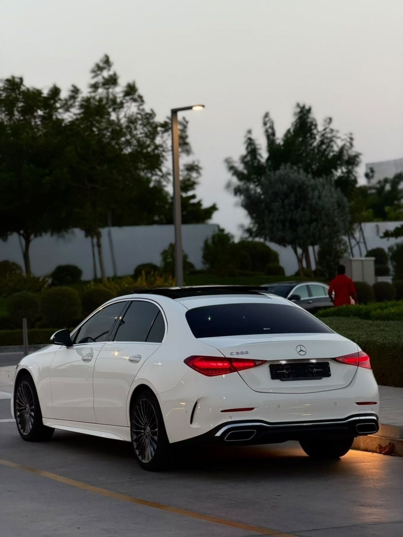 مرسيدس بنز C 300 AMG