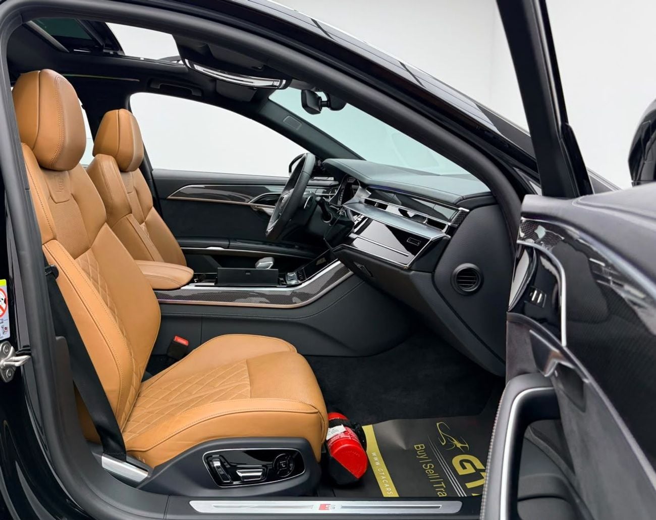 Audi A8 L 55 TFSI HIGH SPEC zaa