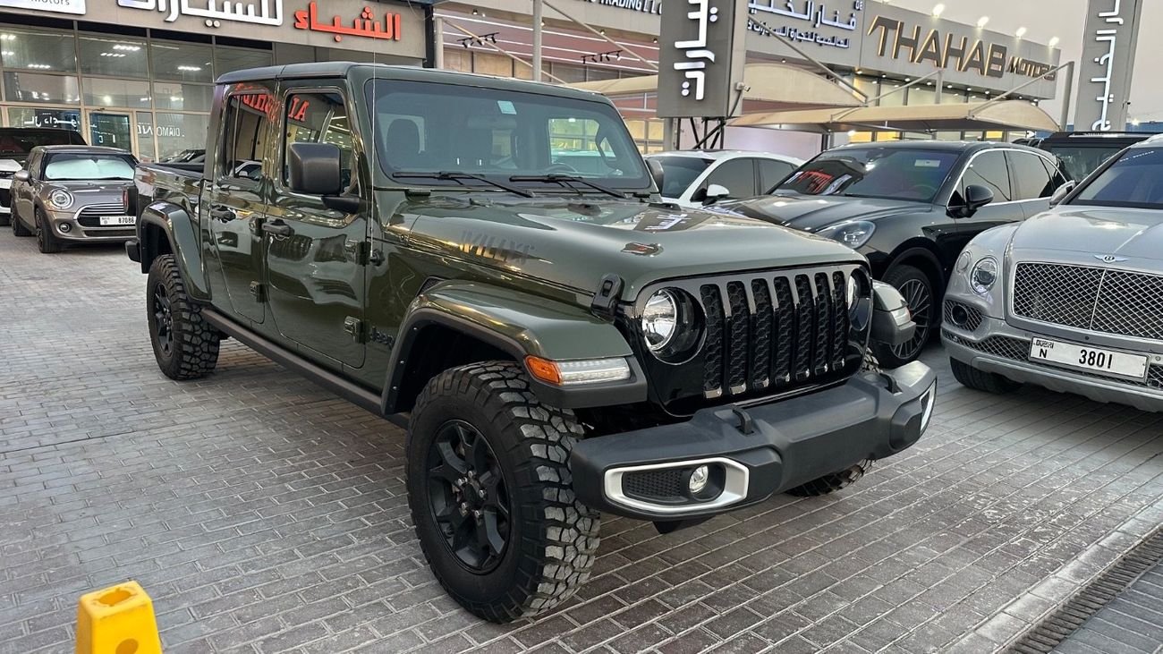 جيب جلادياتور Manual transmission | USA Specs