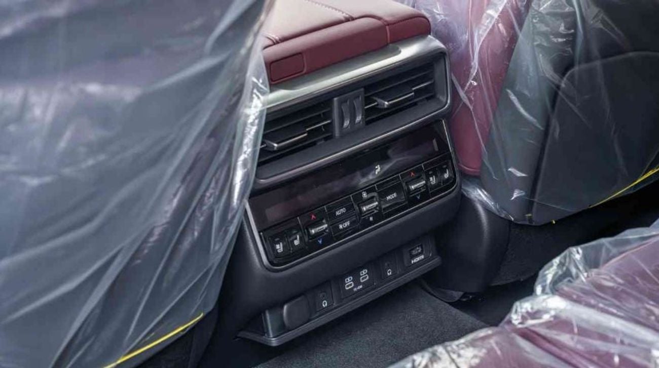 لكزس LX 600 Urban ECTAV0001 - لكزس LX600 أوربان 2026 - محرك بنزين 3.5 لتر، ناقل حركة أوتوماتيكي - لون أسود مع مقصورة د