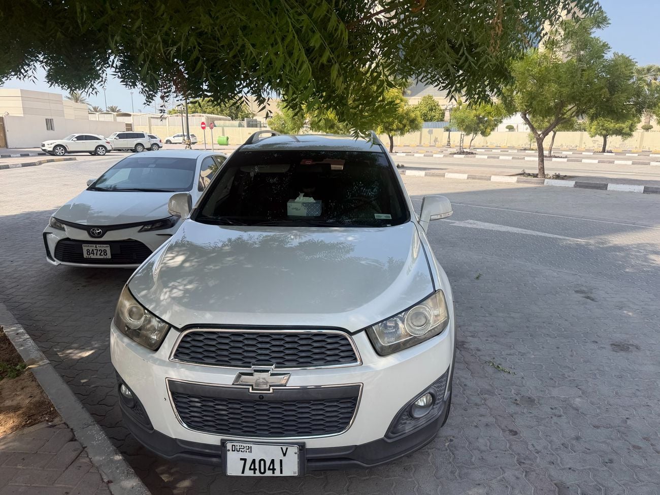Chevrolet Captiva LS Infotainment system Cruise control Leather seats Automatic climate control LED headlights