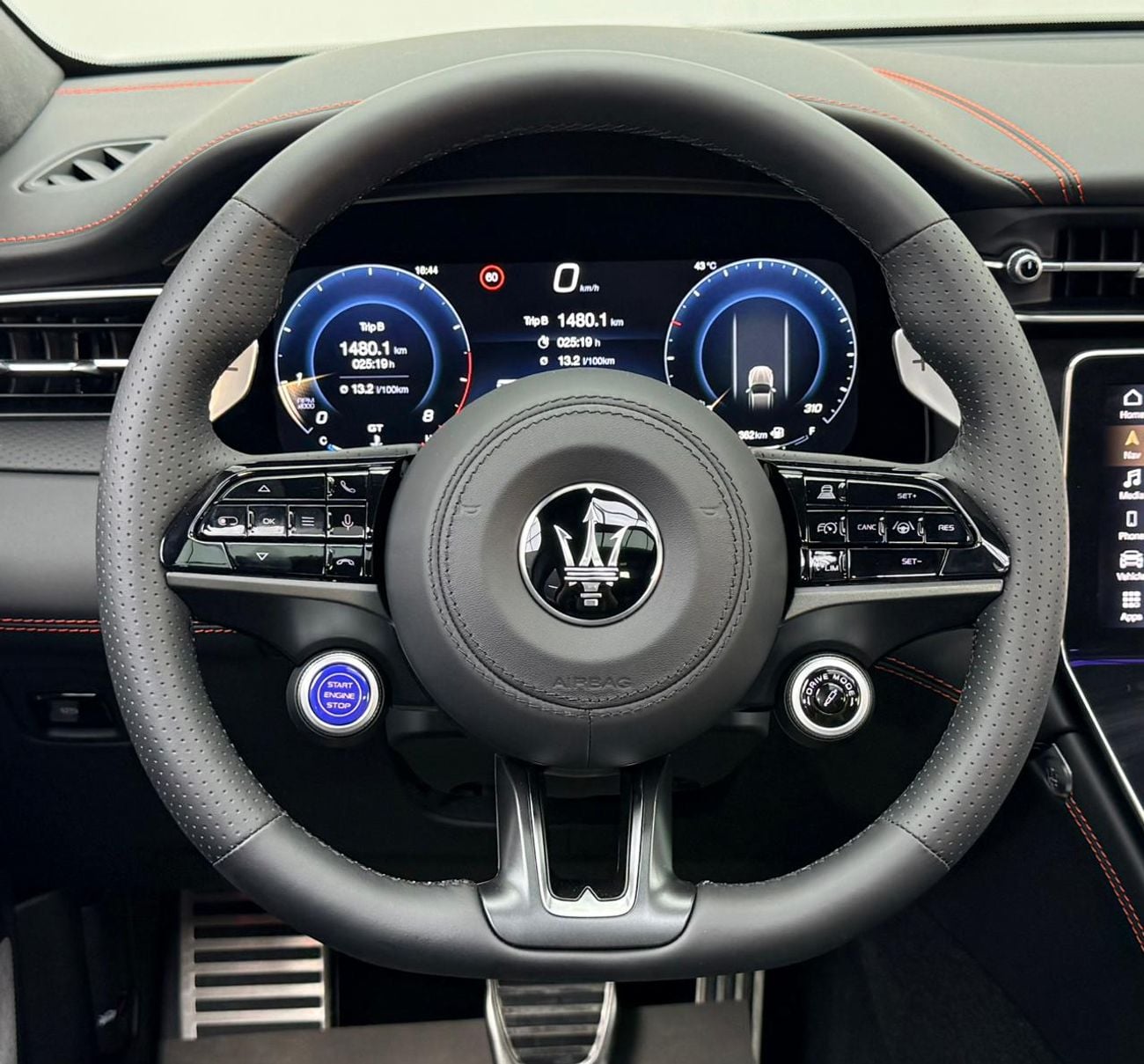 Maserati Grecale 2026 Maserati Grecale Trofeo, Warranty, Low Km, Fully Loaded, Excellent Condition, European