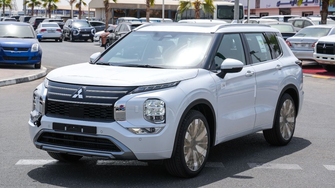 Mitsubishi Outlander PREMIUM Brand New – 2.5L Petrol 4WD Automatic – G08 – GCC 2026 – Export Only