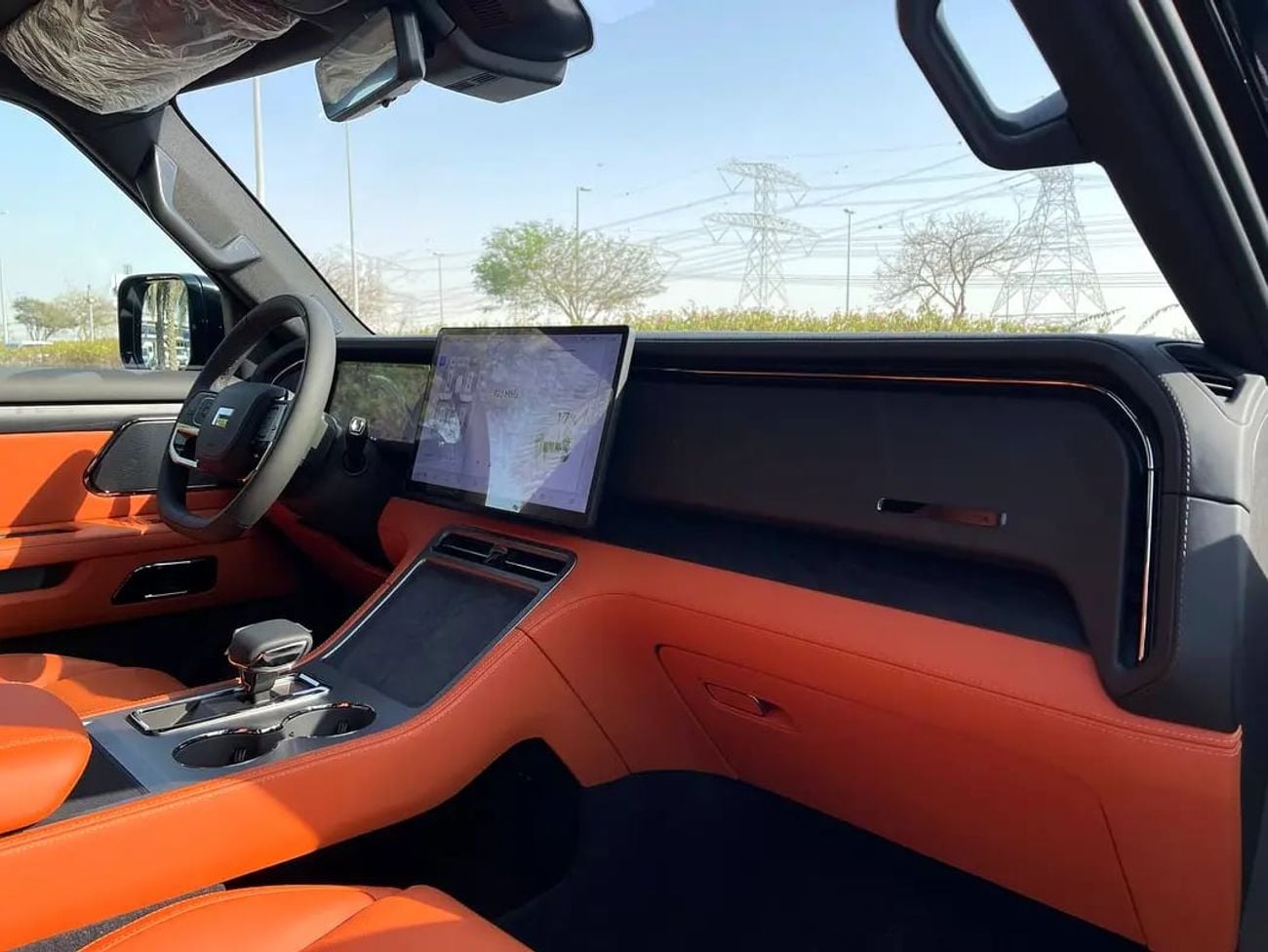ROX 01 VIP / 6 SEATS VIP / / BIG BATTERY / WARRANTY AND CONTRACT SERVICE EVS