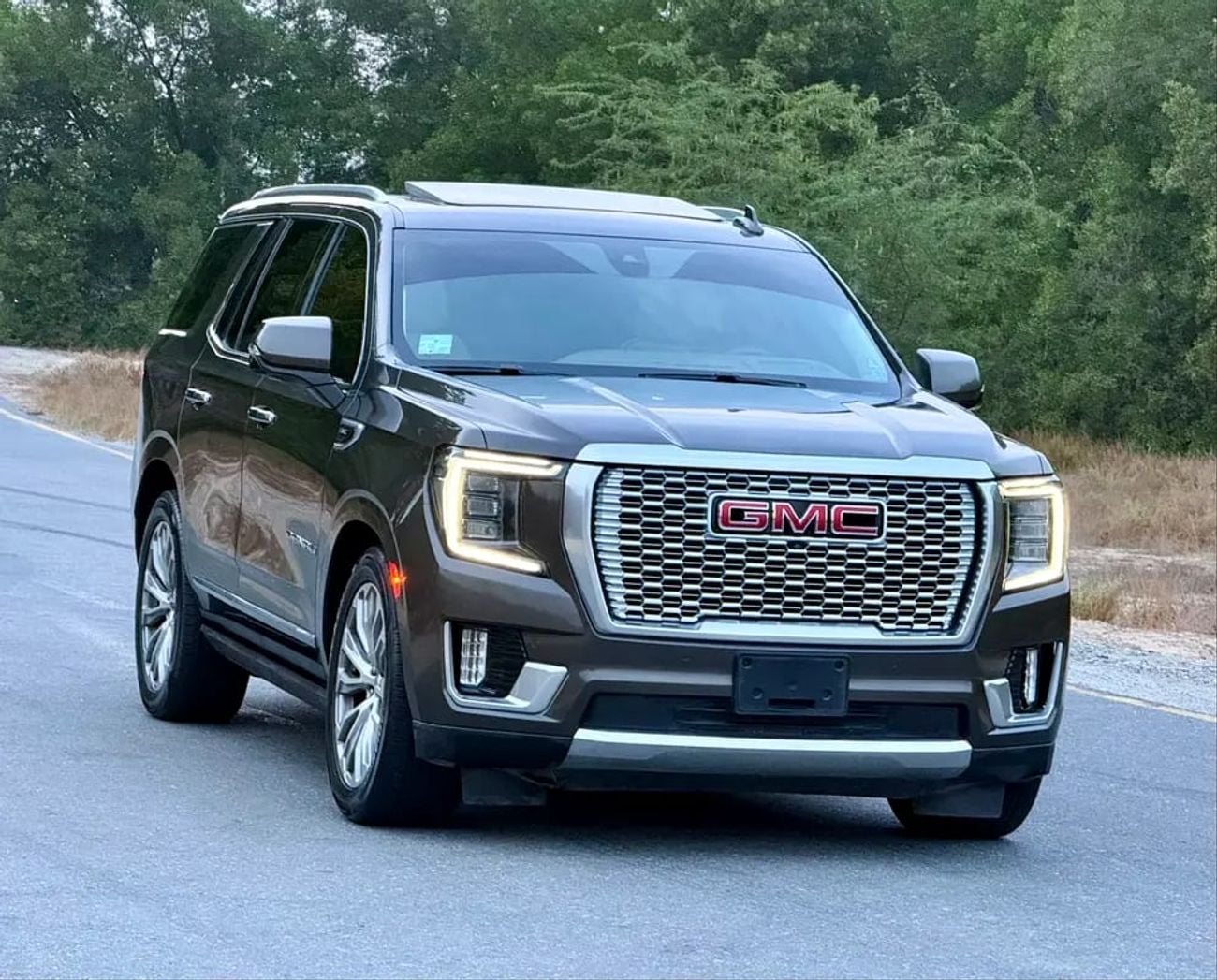 GMC Yukon DENALI | GCC Specs | Pristine Condition جمس دينالي صبغ وكالة خليجي