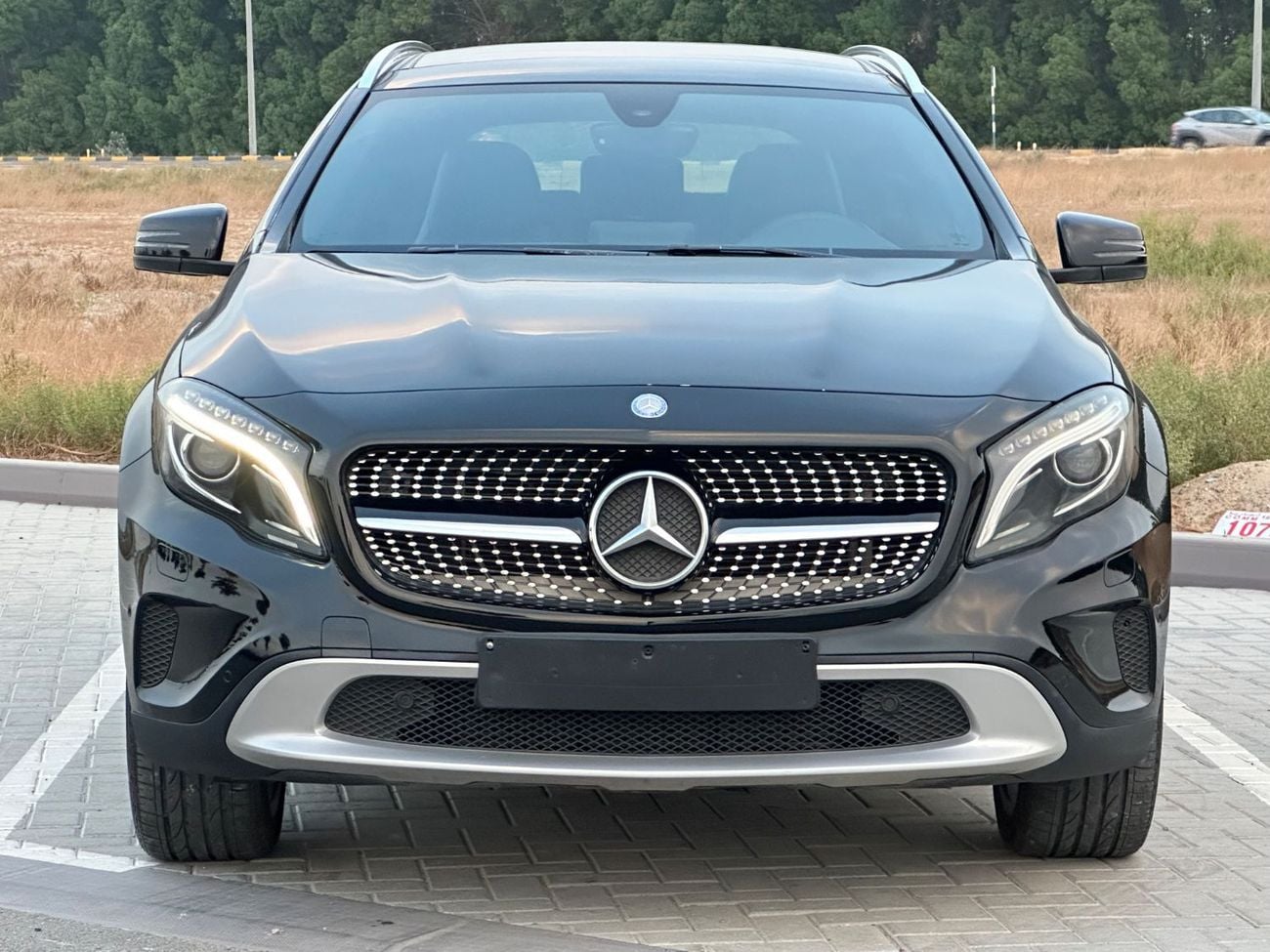 Mercedes Benz GLA250 STANDARD STD