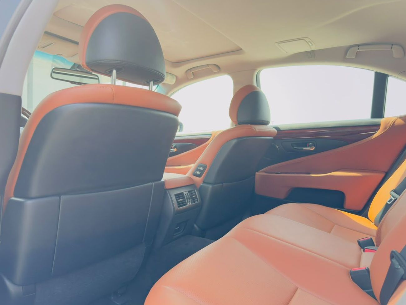 لكزس LS 460 SWB