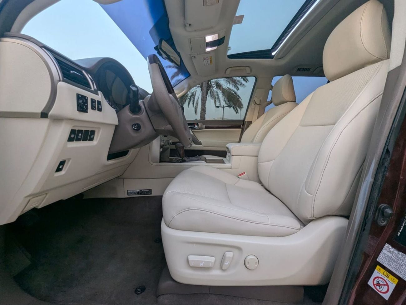 لكزس GX 460 PREMIER مواصفات خليجية، محرك V6، حالة داخلية وخارجية ممتازة