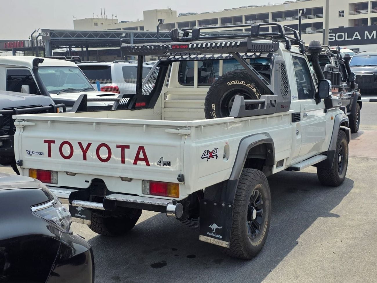 Toyota Land Cruiser Pick Up LX AC PWR OPT