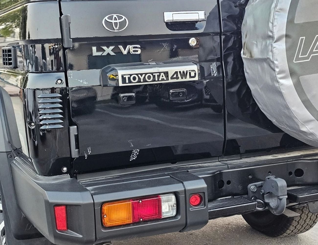 Toyota Land Cruiser 70 LC76 LX HARDTOP 5DOOR || 4.0L PETOL A/T 4WD | RADAR | DIFF-LOCK | FULL OPTION (CODE # 76PAFRE)