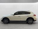 Infiniti QX50 PREMIUM 2018 Infiniti QX50 Premium | 3.7L V6 | GCC Specs | White / Brown