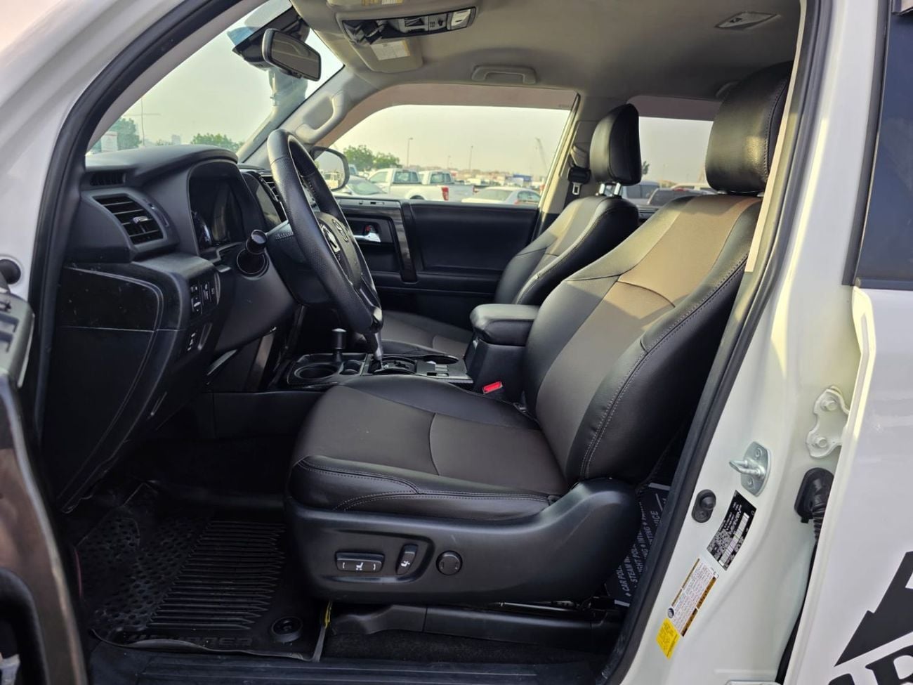 Toyota 4Runner LIMITED 4x4, Push button, leather seats and off road kits