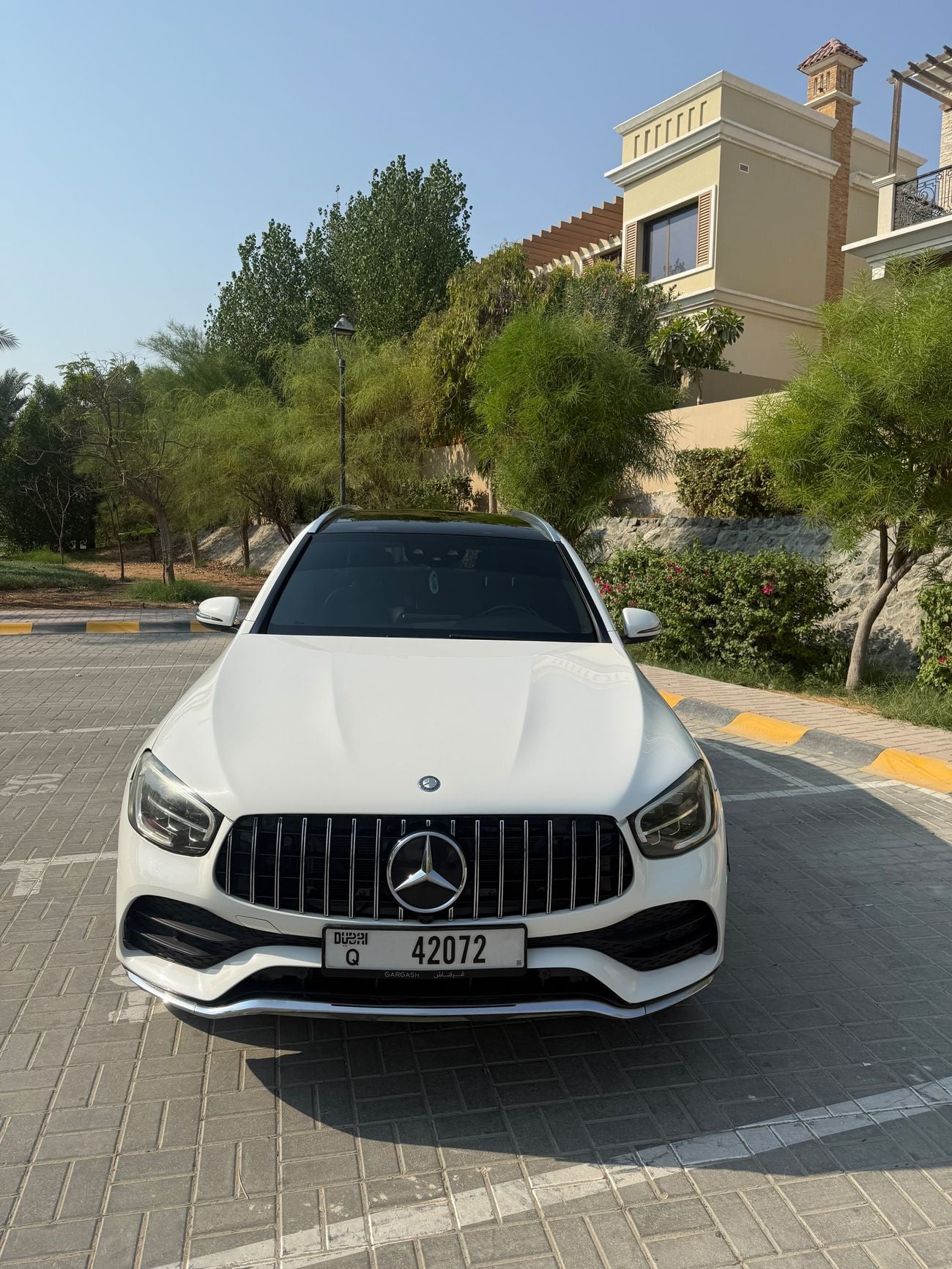 مرسيدس بنز GLC 300 E 4MATIC PREMIUM
