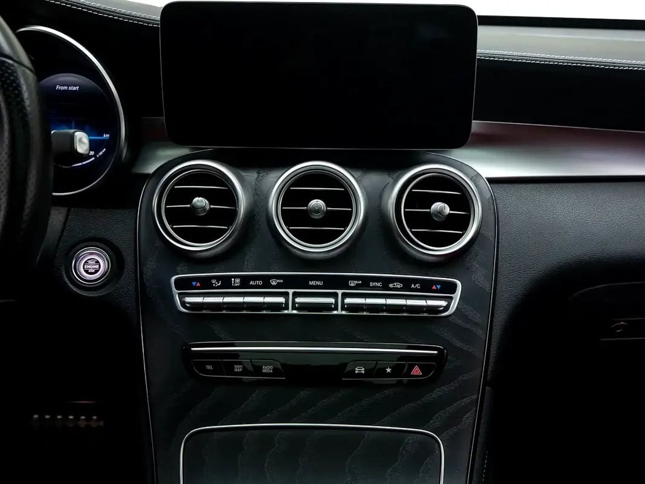 Mercedes Benz GLC 300 GLC | 300 4Matic | GCC Spec | Low Mileage