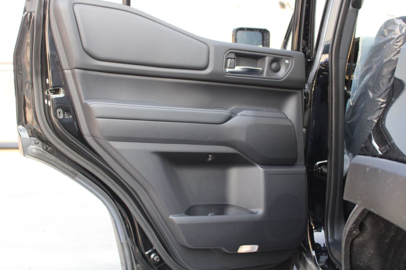 Toyota Land Cruiser VXR
