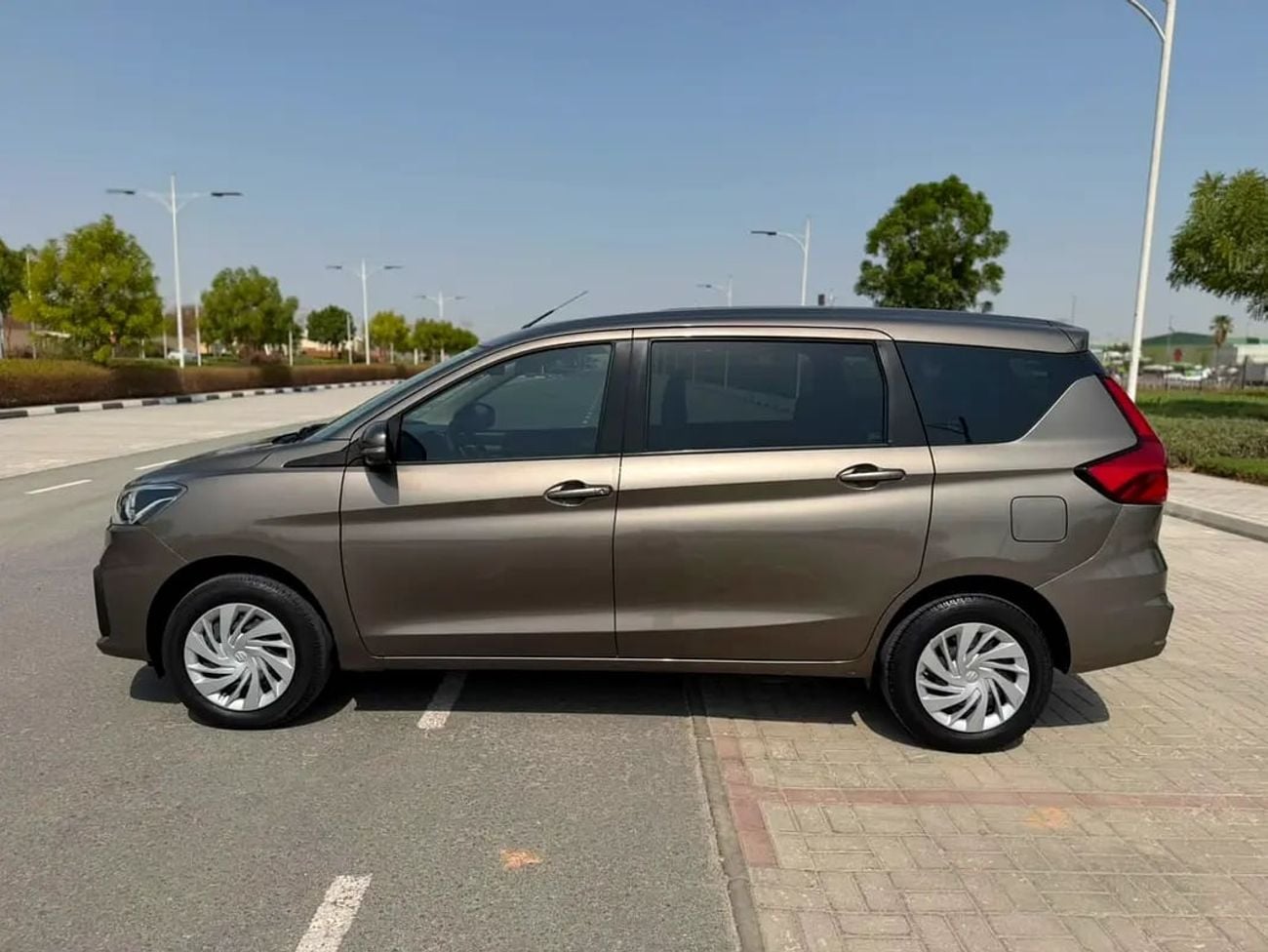 Suzuki Ertiga GL ‘ Downpayment Finance ’