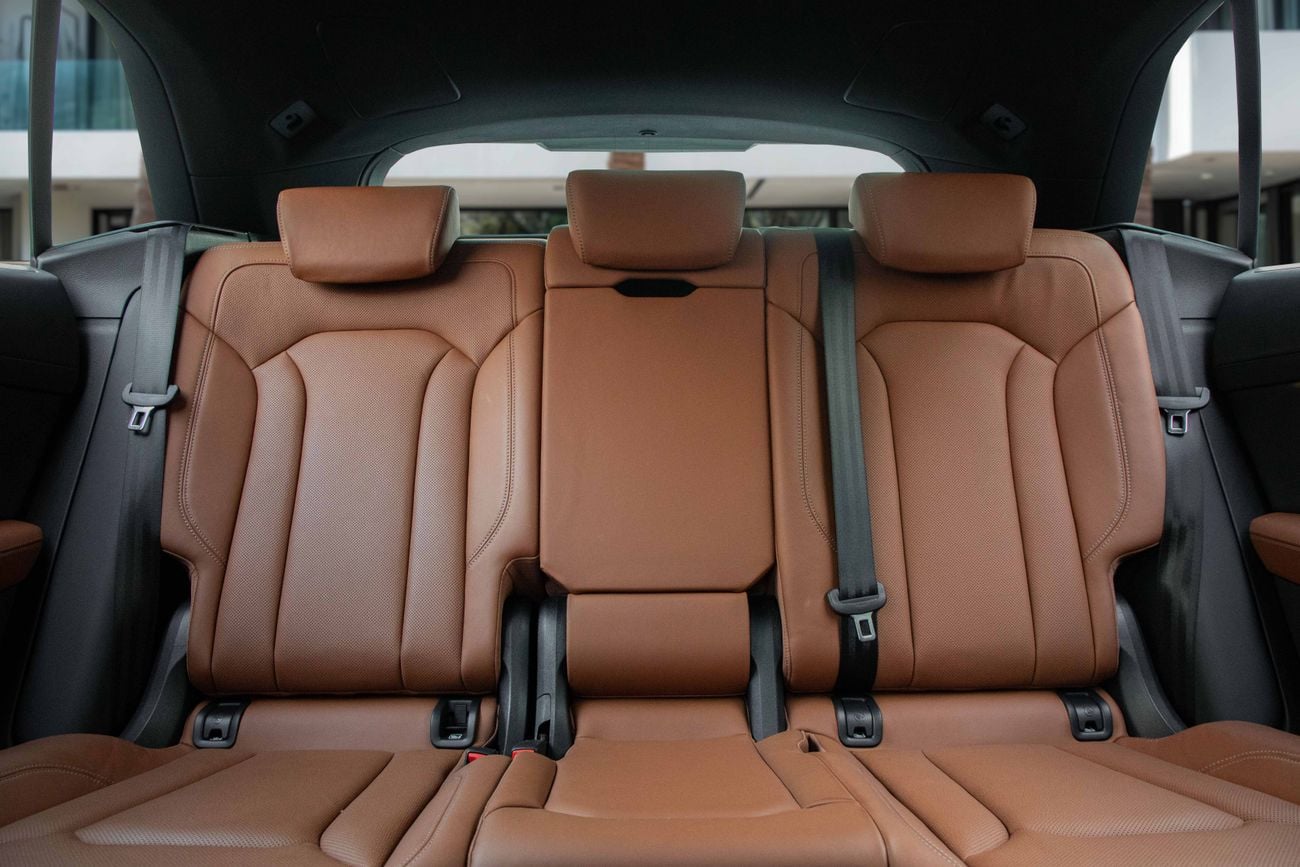 Audi Q8 S-Line Q8 S-Line Premium Plus | 5,875 P.M | 0% Downpayment | WARRANTY