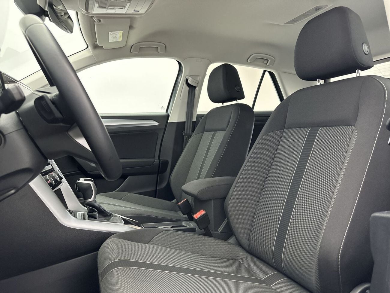Volkswagen T-ROC LIFE T-Roc Life 1.4L | Apple CarPlay | | Premium Interior | GCC Specs | Digital Cockpit | VW Certified