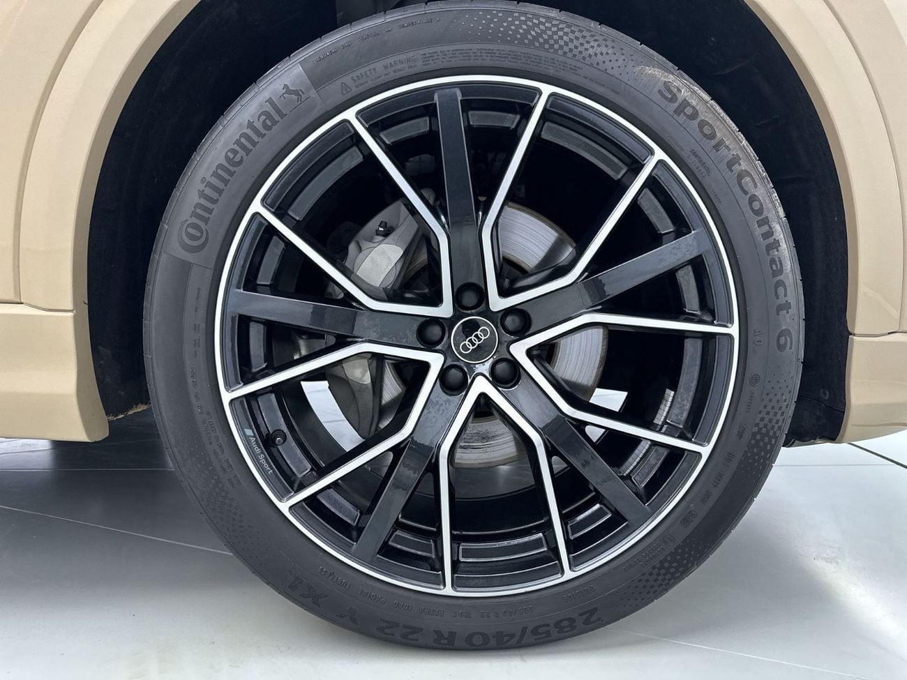 أودي Q7 55 TFSI PROGRESS PLUS 55 TFSI quat 340hp (Ref# 20384)