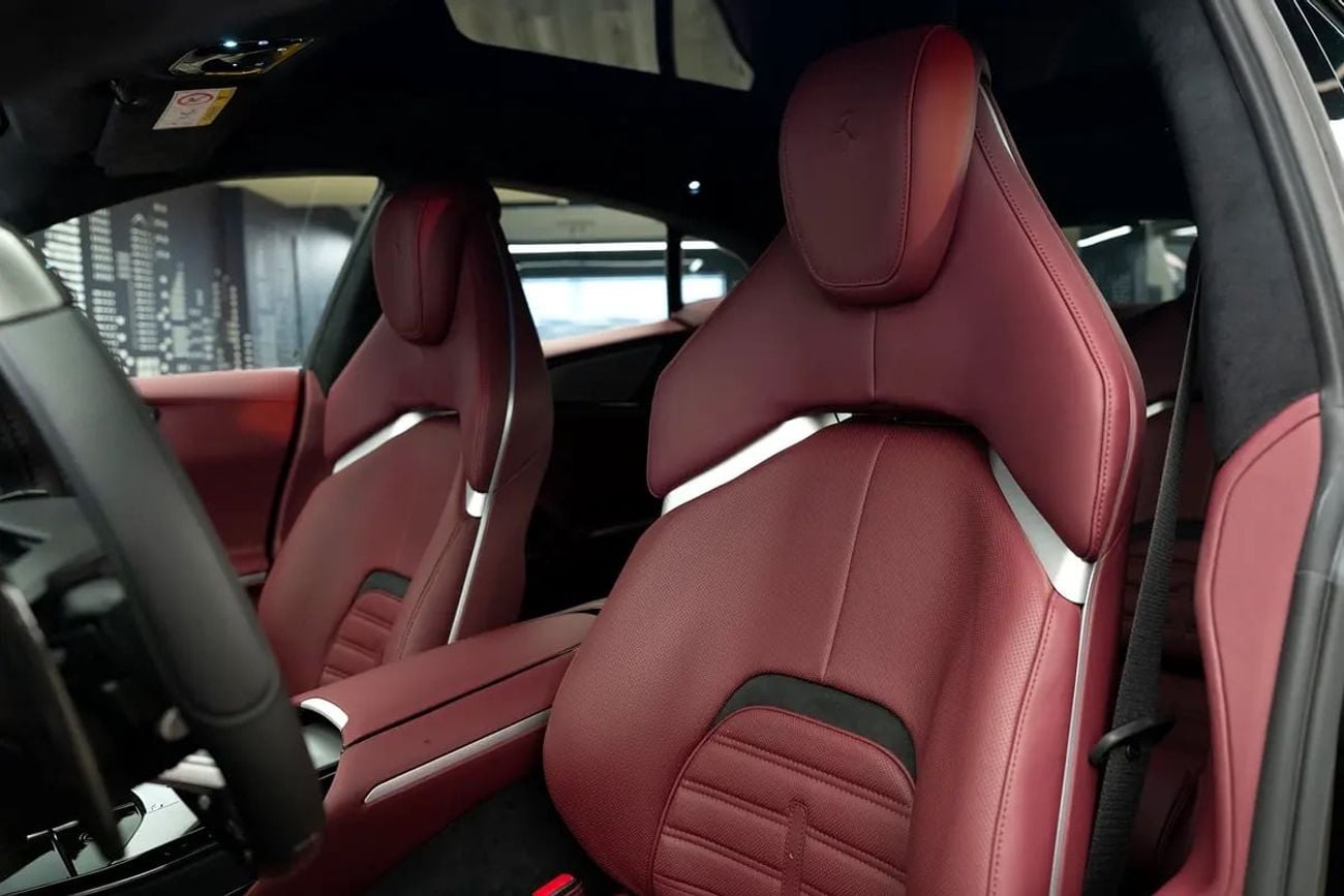 Ferrari Purosangue STANDARD