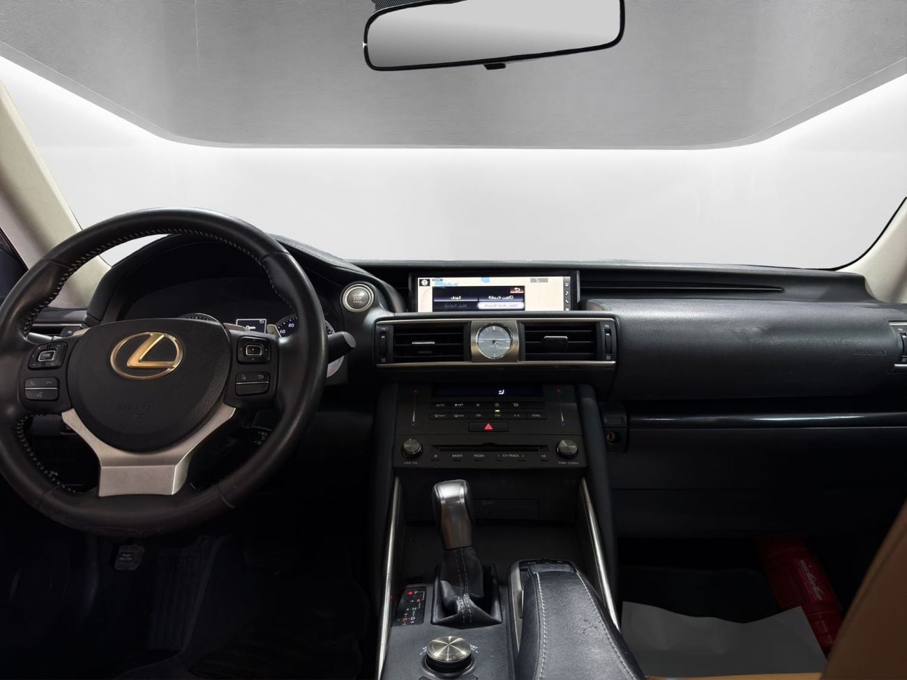Lexus IS300 PREMIER 2019 LEXUS IS 300 — JAPANESE LUXURY WITH A SPORTY EDGE!