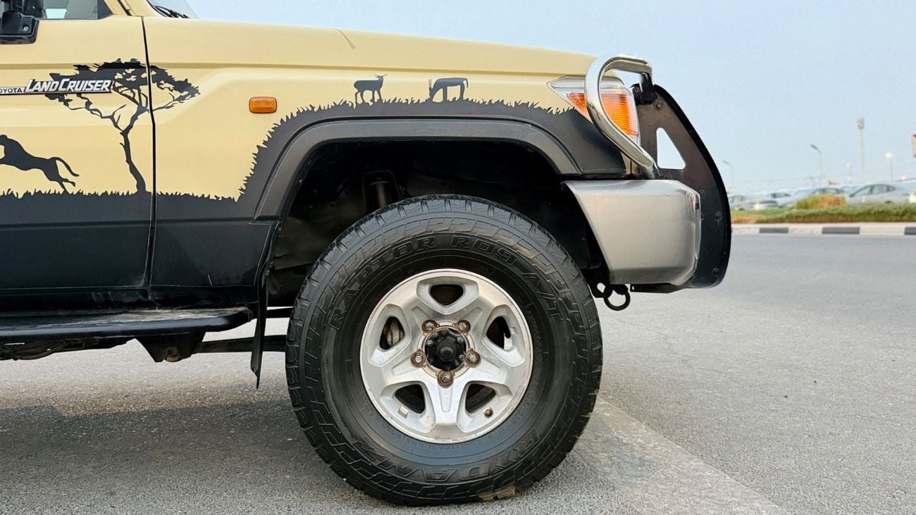 Toyota Land Cruiser Pick Up