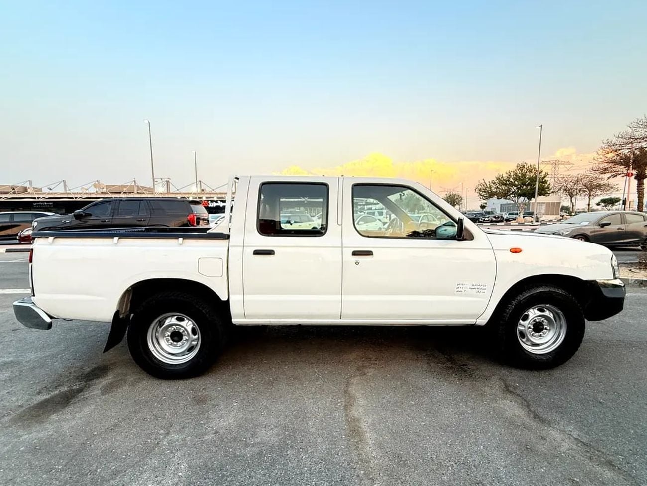 Nissan Pick Up STANDARD Double Cab GCC Specs