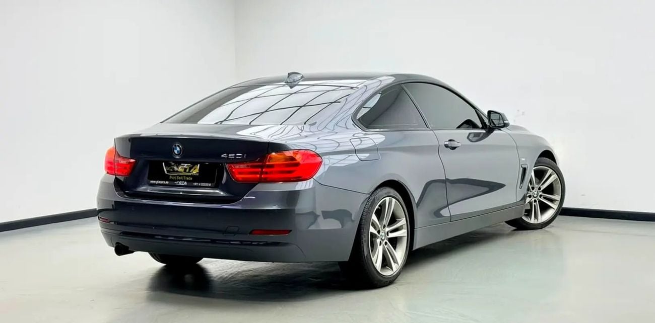 بي أم دبليو 420i 420i Coupe, Service History, Fully Loaded, Excellent Condition, GCC