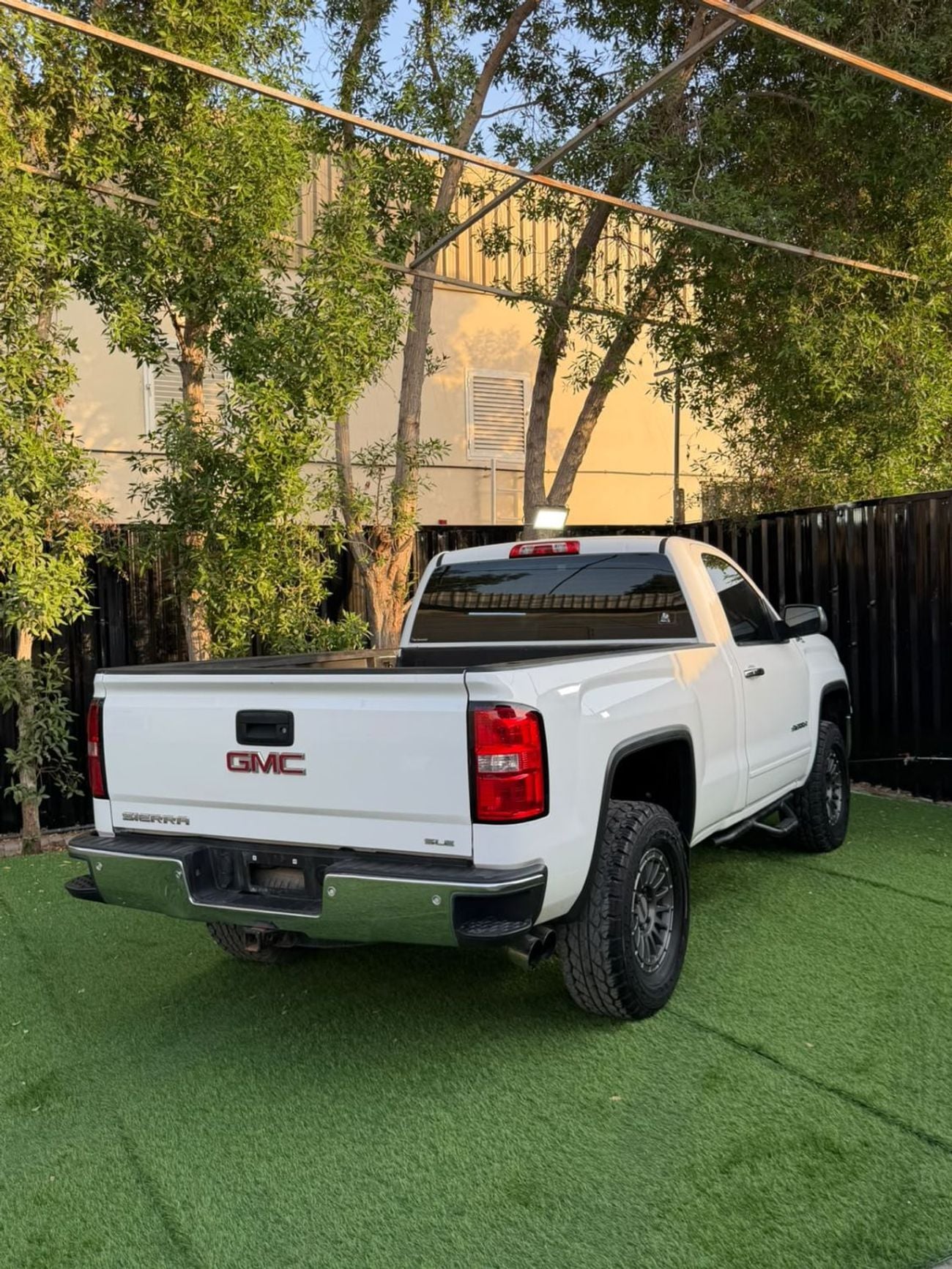 جي أم سي سييرا 1500 REG/CAB SLE Z71