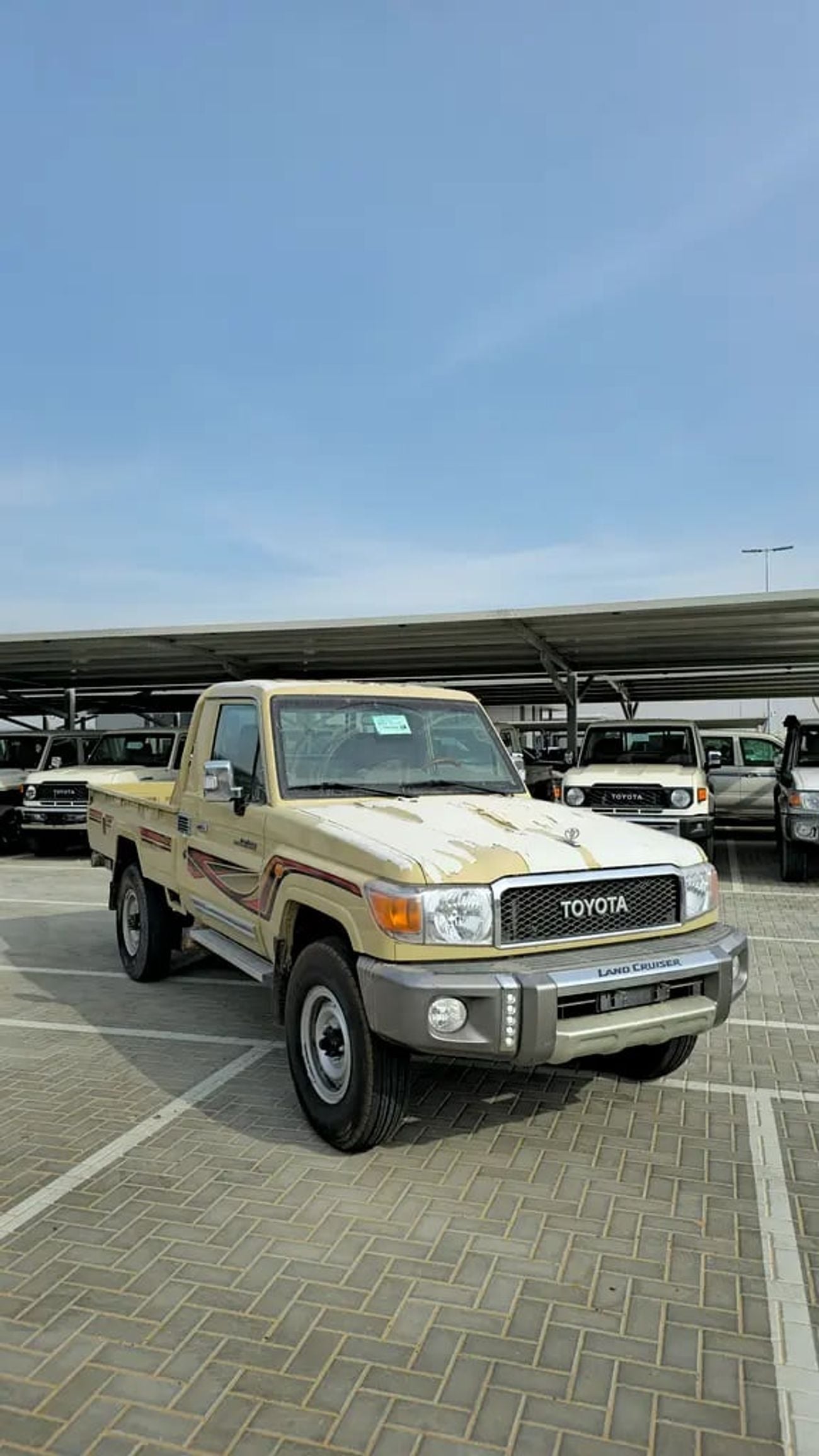 Toyota Land Cruiser 70 LC79 VXR LC 79 Base GCC Specs