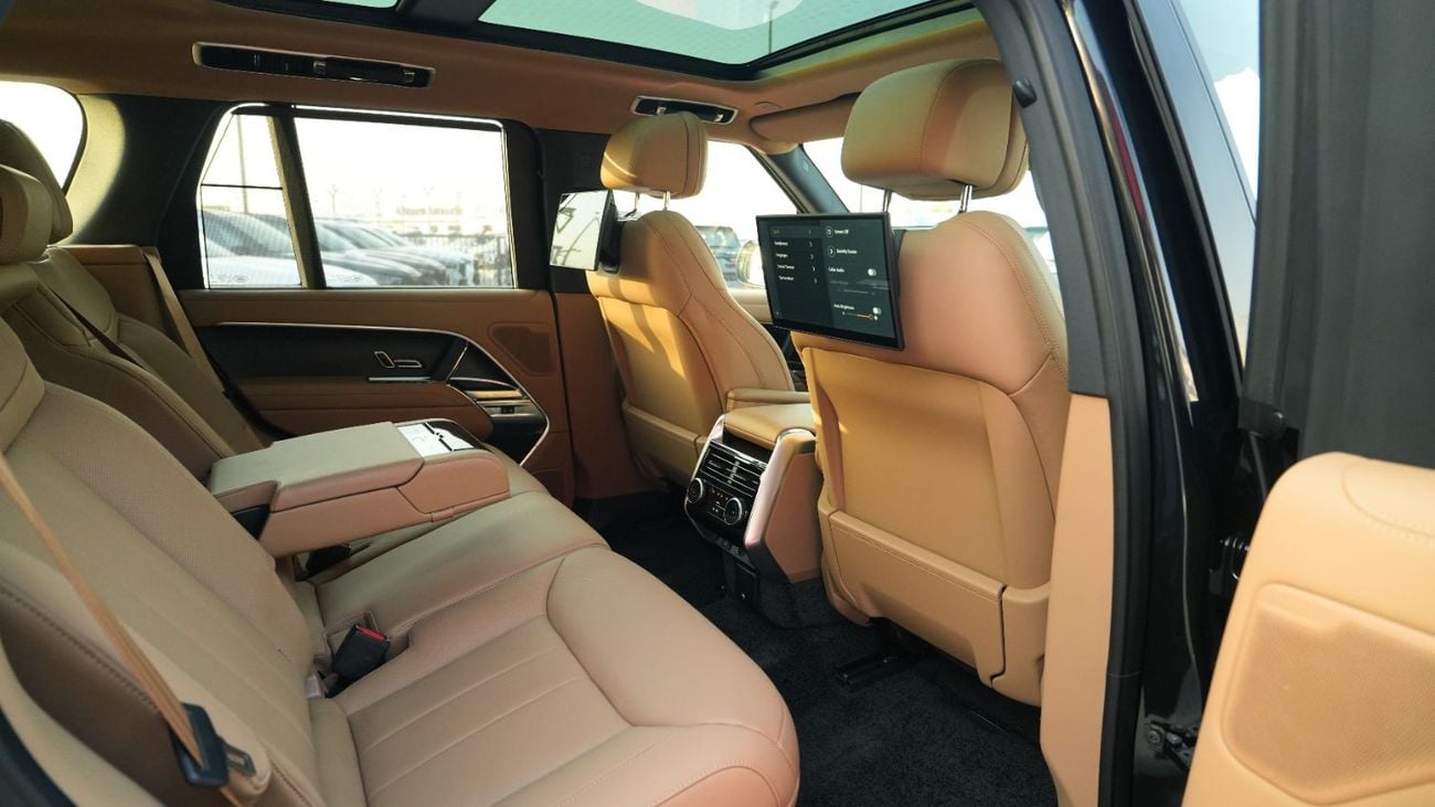 Land Rover Range Rover Santorini Black-Tan 2027MY Export Only