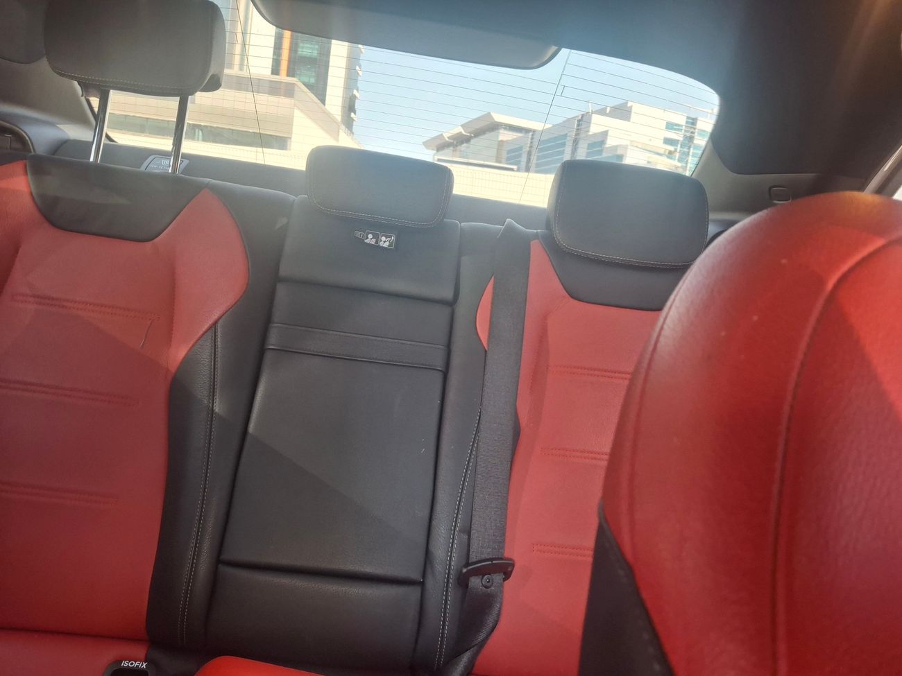 مرسيدس بنز A 35 AMG 4MATIC كارس24 هي سوق ضخم للسيارات المستعملة موثوق ومضمون ٪كارس24 هي سوق ضخم للسيارات المستعملة موثوق ومضمون